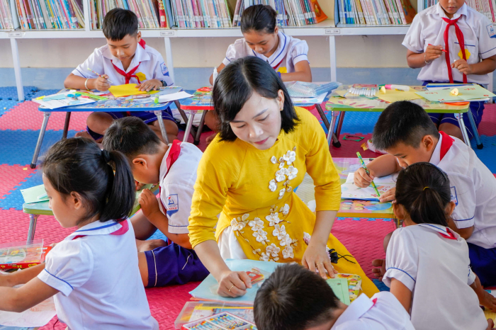 Buổi sinh hoạt Trại đọc tại trường tiểu học Hàm Ninh, Quảng Binh